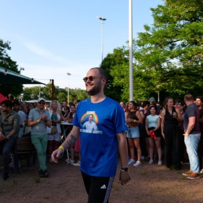 146